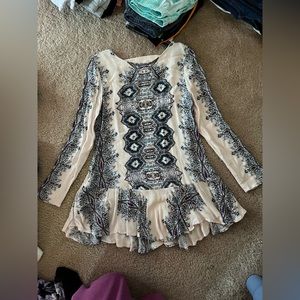 Free people long sleeve dress, open back, only worn once for photo shoot